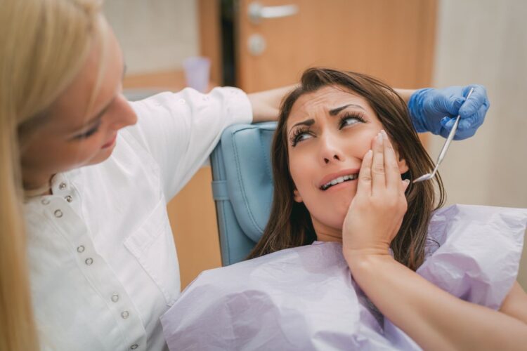 dental anxiety dentist, anxious dentist visit, fear of dentist