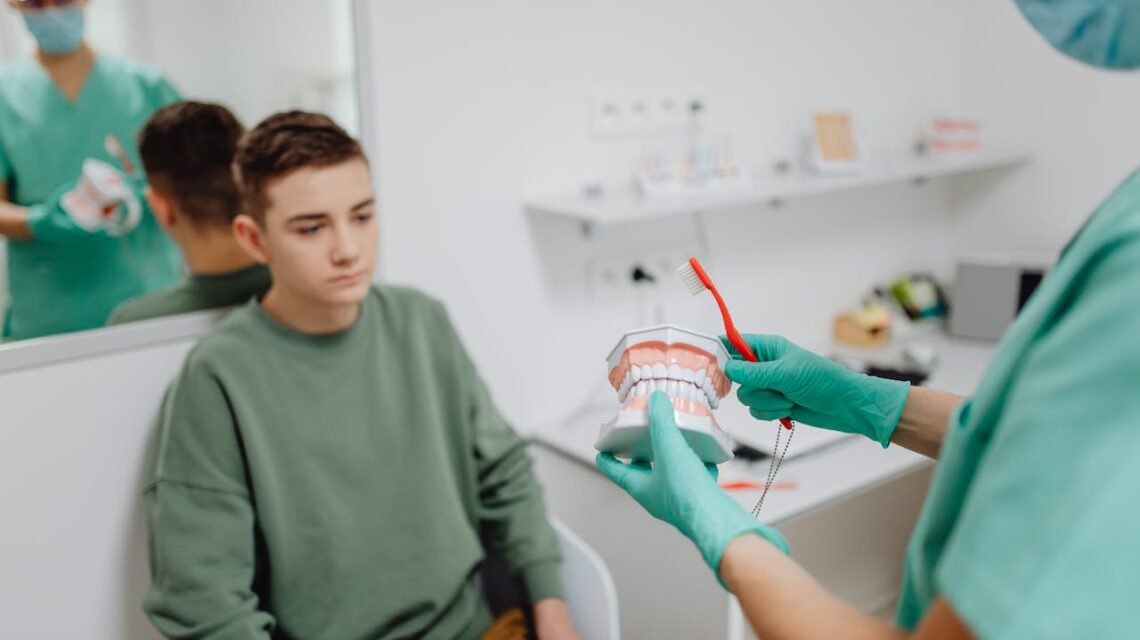 Why People Delay Dental Appointments Even When They’re in Pain